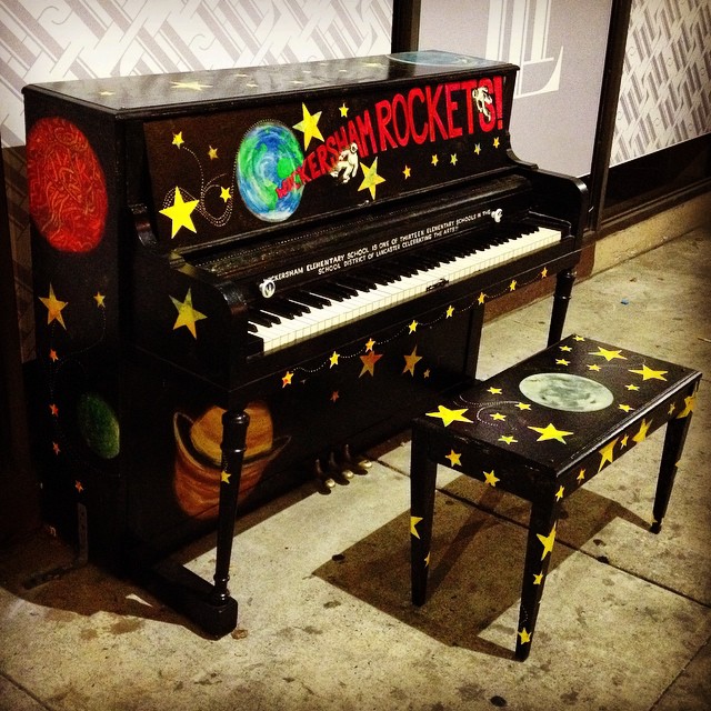 Street Piano